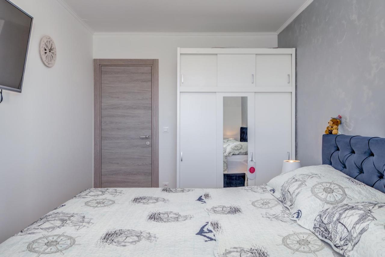 Searenity Apartment Split Exterior foto